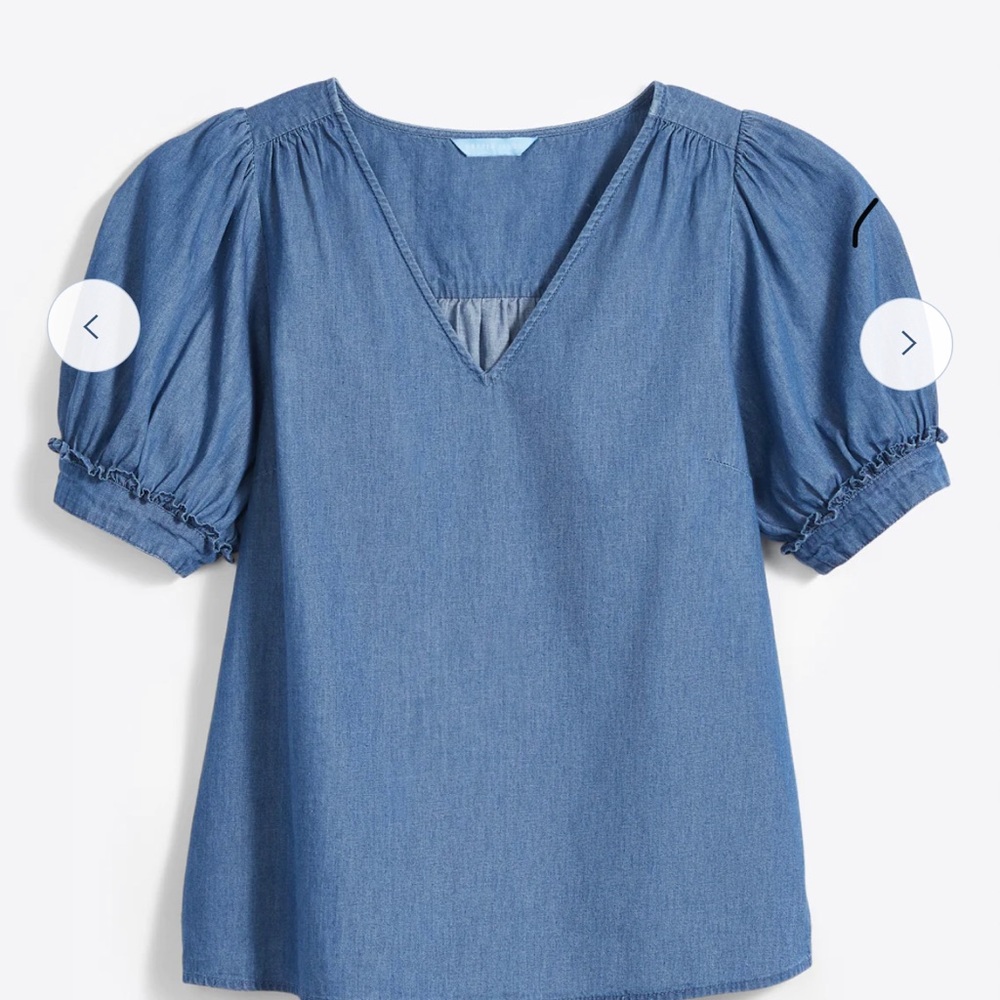 Draper James V Neck Top in Chambray NWT
